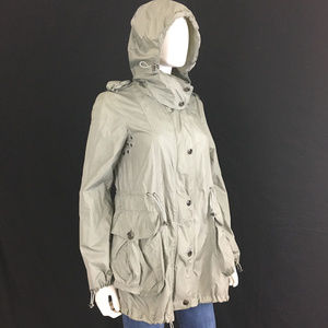 Burberry Size US 8 Women’s Rain Jacket